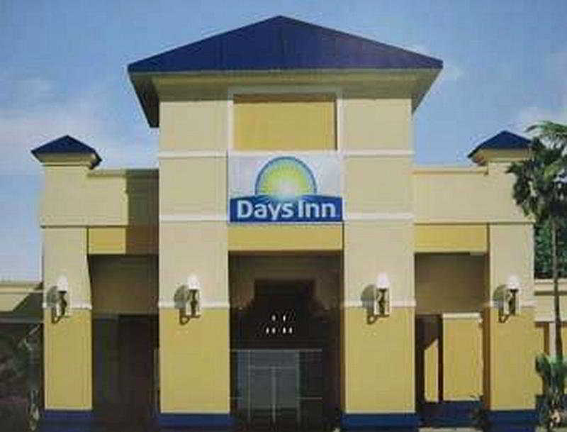 Days Inn By Wyndham Orlando Airport Florida Mall Экстерьер фото